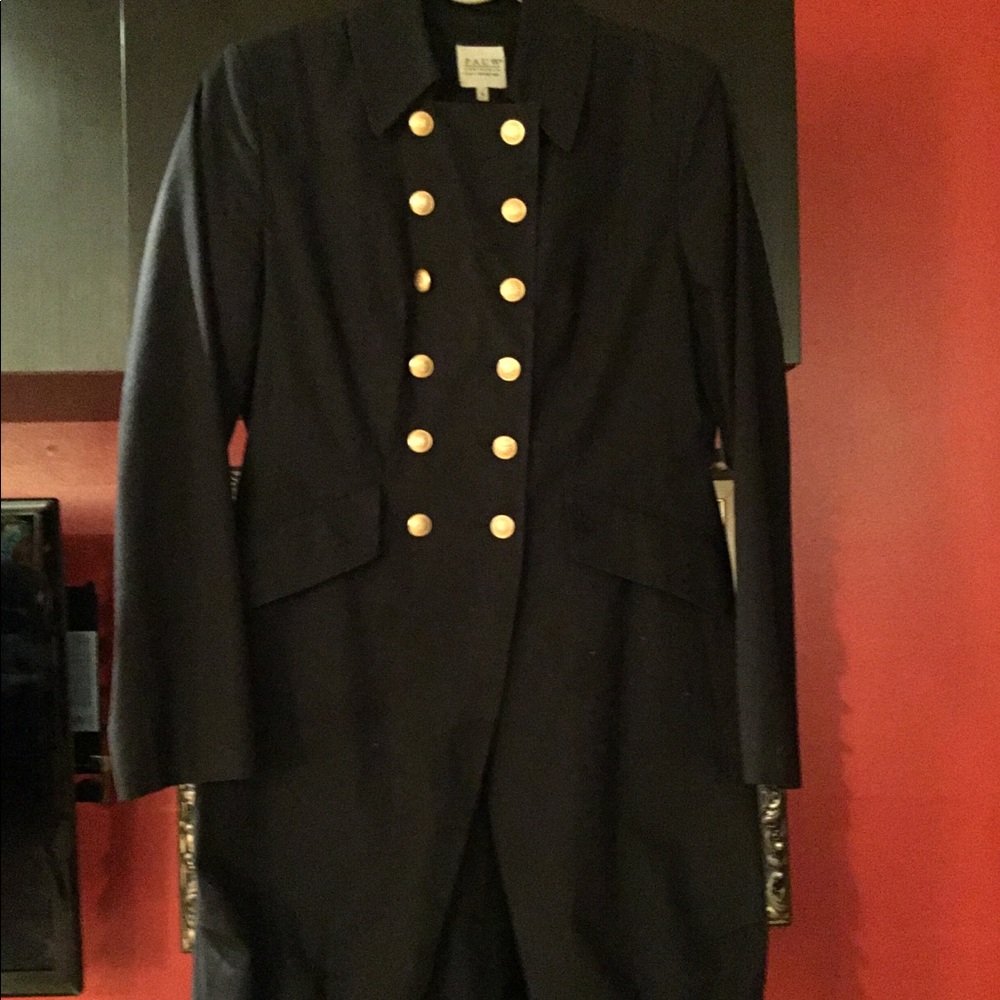 Unique well designed European Trench